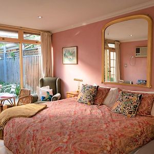 Champagne Spa Suite 38A Melbourne street North Adelaide